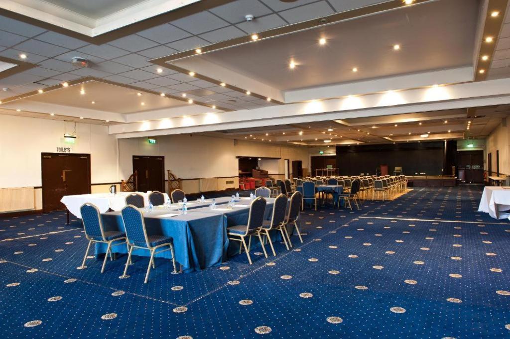 Ox Hotel Carlisle Карлайл Екстериор снимка